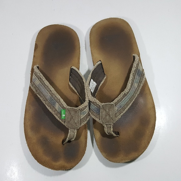sanuk camo flip flops